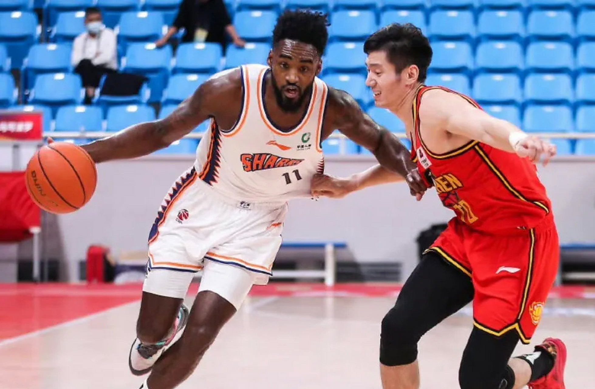 九游体育下载关于CBA季后赛倒计时，帕纳辛奈科斯训练课后官宣签约，细节引发关注，细节曝光，资深球员宣示担当的信息