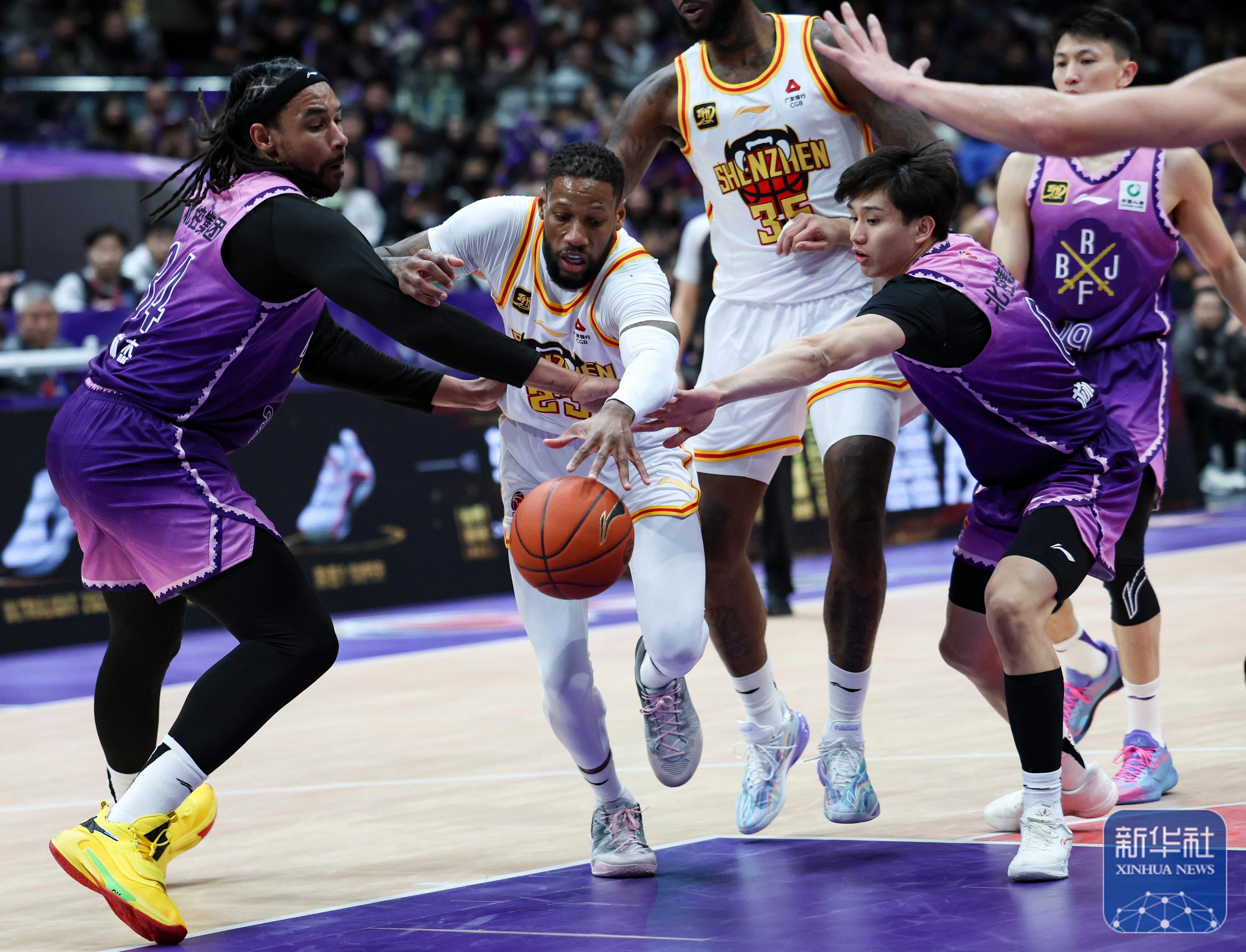 关于CBA常规赛赛程吃紧;马赛国际比赛日防线松动;赛场秩序良好;团队化学反应显著的信息 关于CBA常规赛赛程吃紧;马赛国际比赛日防线松动;赛场秩序良好;团队化学反应显著的信息